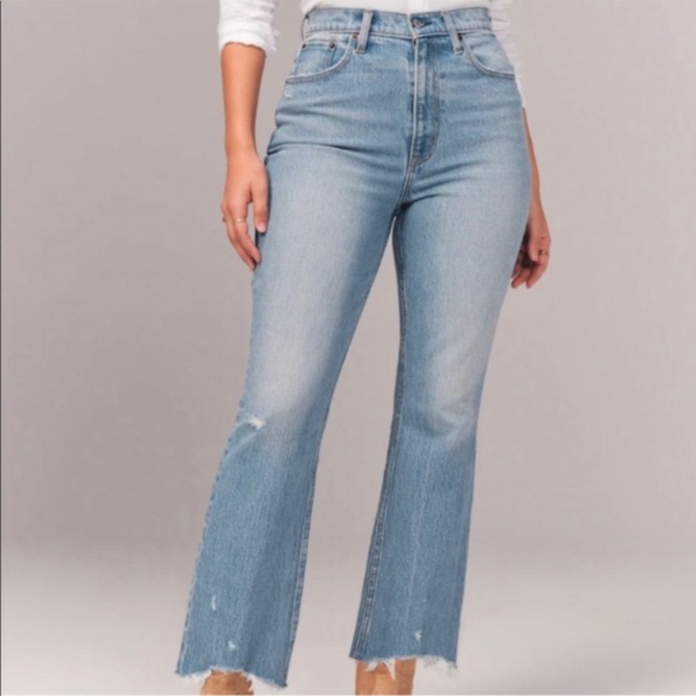 A&F Ultra High Rise Kick Flare